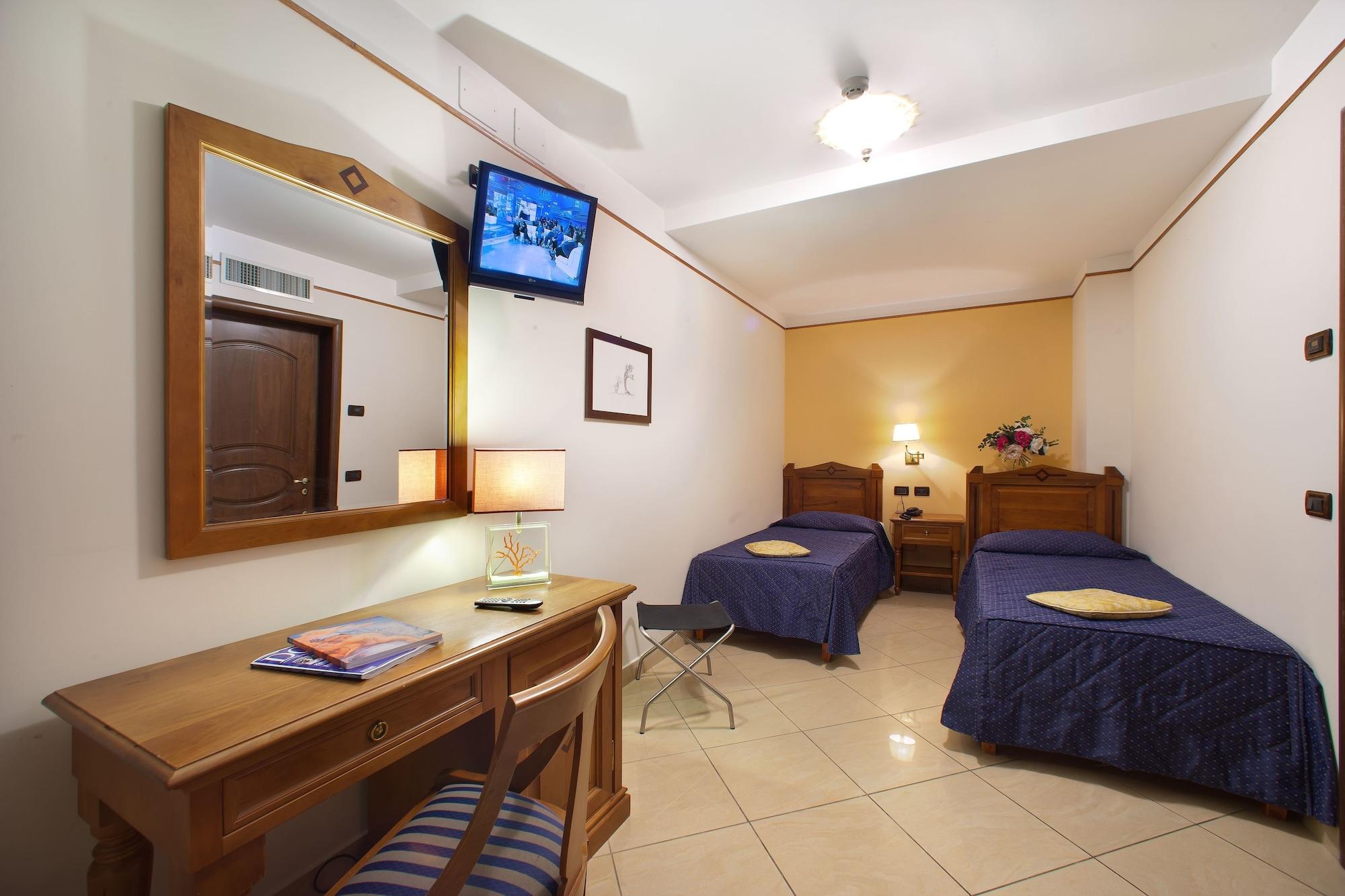 Ulisse Deluxe Hostel Sorrento Exterior foto